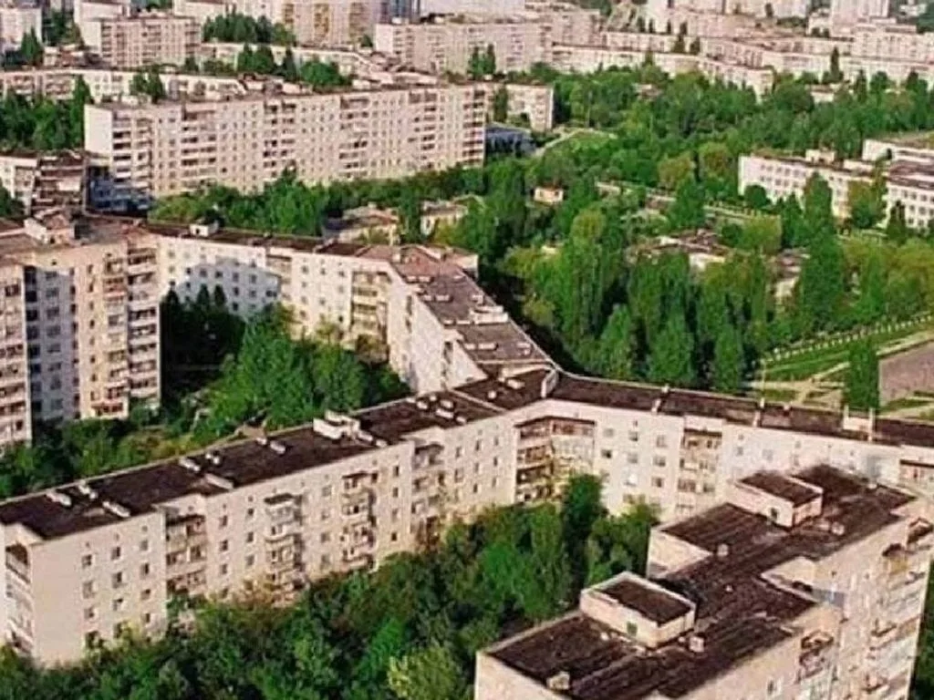 Dünyanın en uzun apartmanı; Arı kovanı