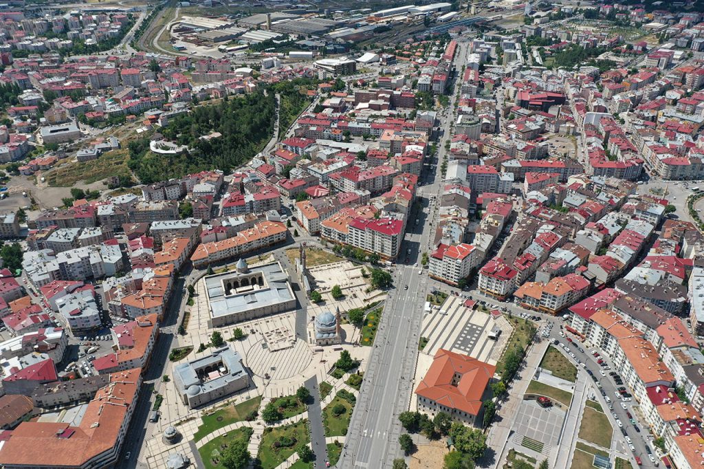 Sivas Merkez’de 27,5 Milyon TL Bedelli Kat Karşılığı İhale!